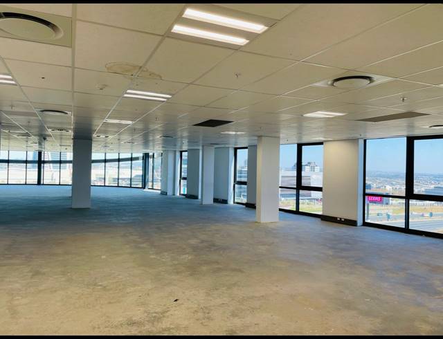 581M² OFFICE TO LET IN VORNA VALLEY